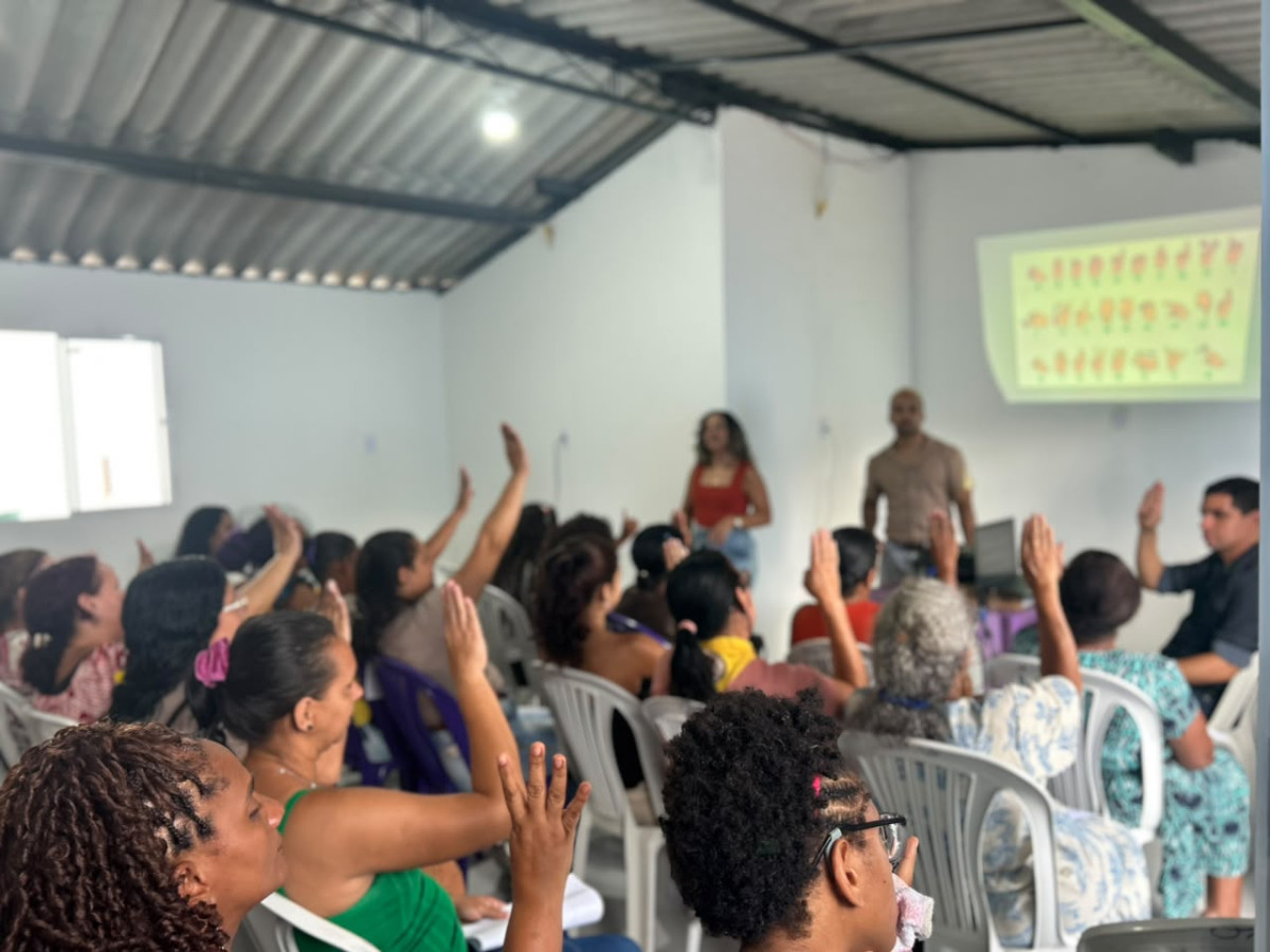 Governo de Pernambuco leva formação em Libras e Audiodescrição a mães de crianças com deficiência