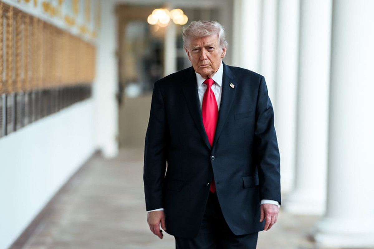 Aprovação de Trump cai a 33% antes das eleições nos EUA
