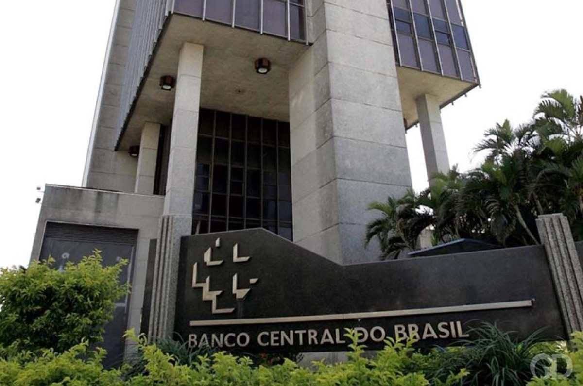 Copom mantém cautela após reduzir Selic e não sinaliza novos cortes de juros