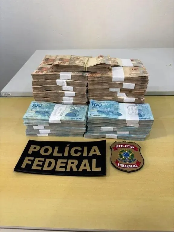 PF investiga lavagem e crime eleitoral após saque de R$ 305 mil no RS