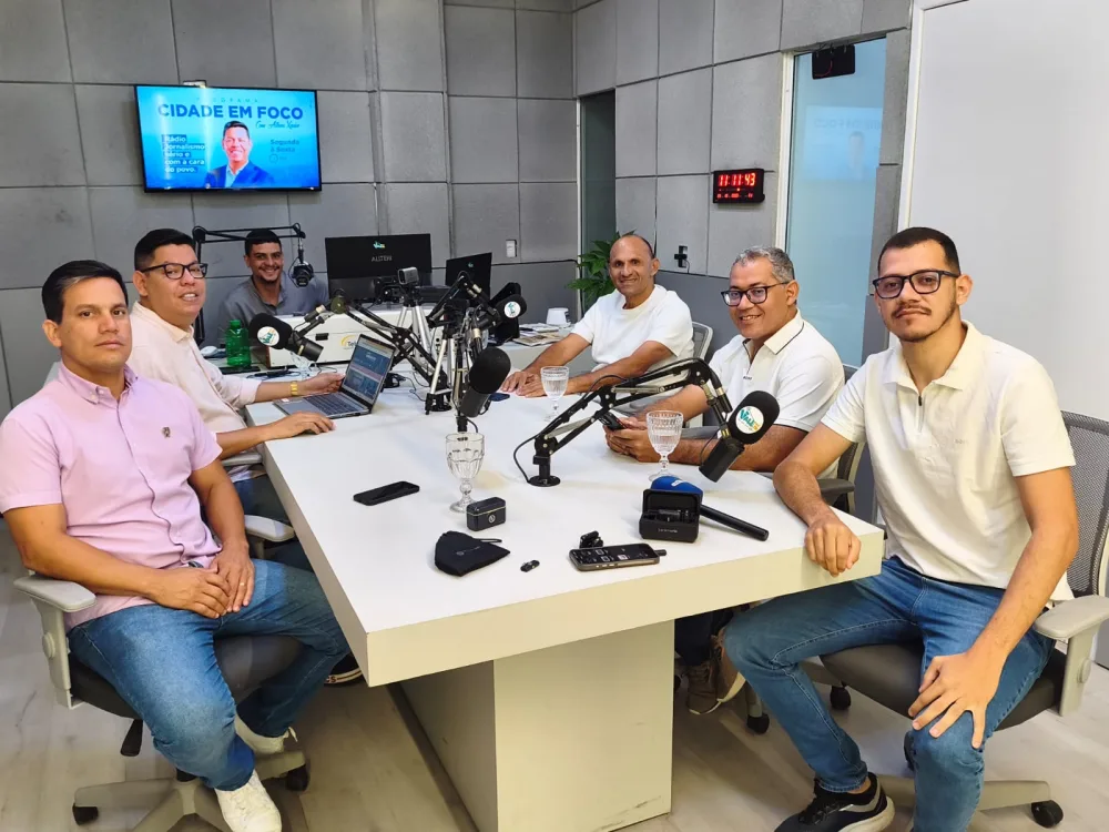 “Hoje posso dizer que temos obras em tudo o que é canto, integrando a cidade de ponto a ponto”, diz Gena Lins