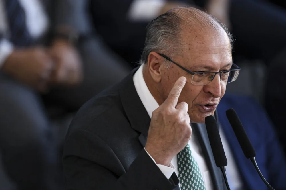 Alckmin rebate declaração de Trump sobre eleição: “Totalmente equivocada”
