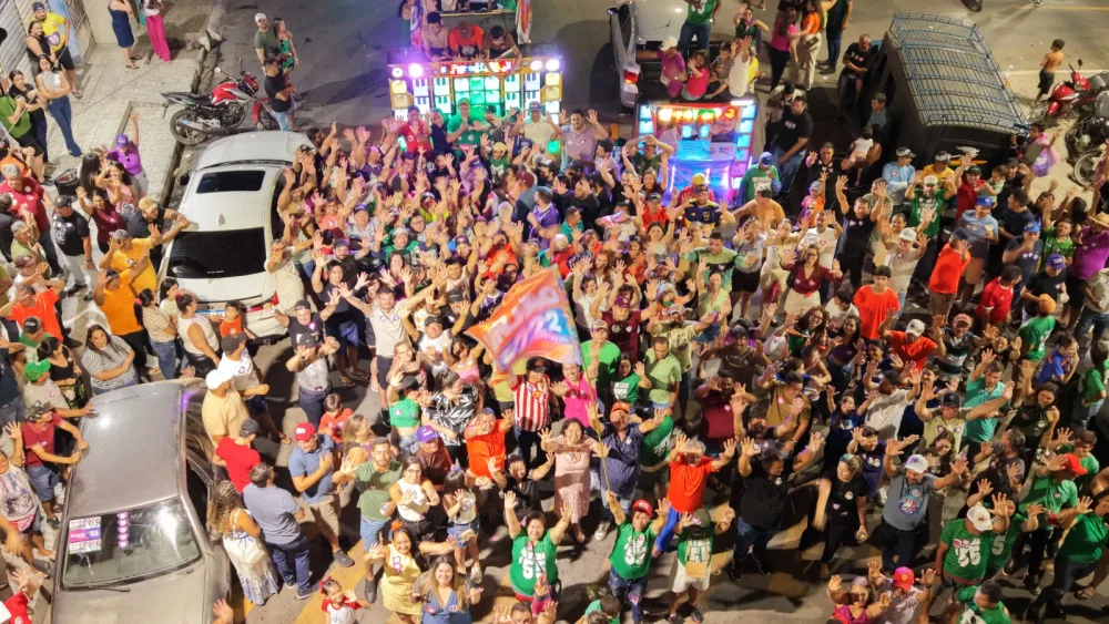 Com apoio popular e participação de lideranças locais, porta a porta de Lindonaldo França vira grande arrastão em Frei Miguelinho.