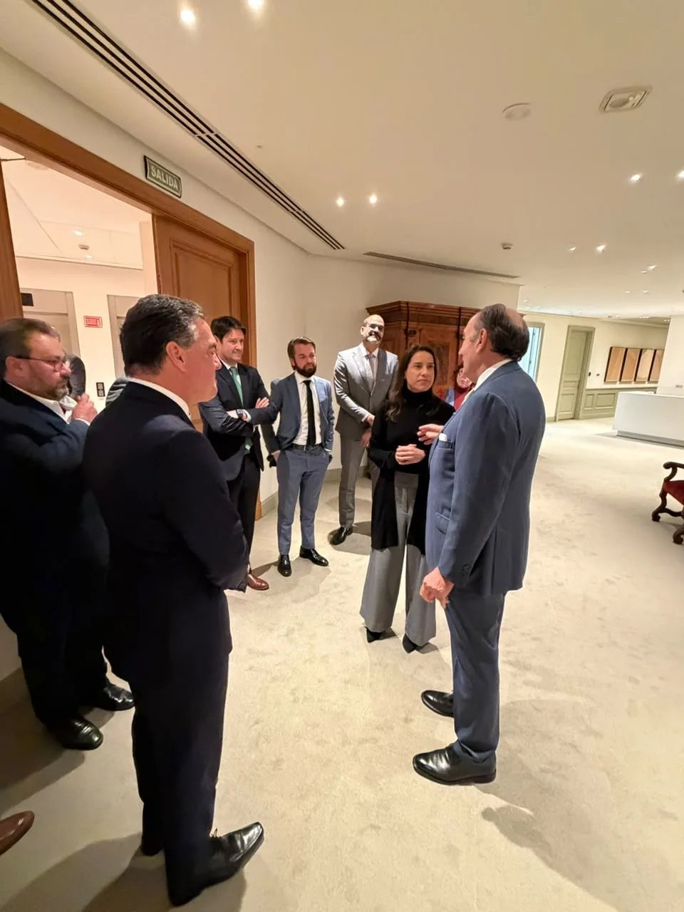 Em agenda na Espanha, governadora Raquel Lyra avança em parcerias para descarbonização, energia renovável, embutimento de fiacão e modernização da rede elétrica