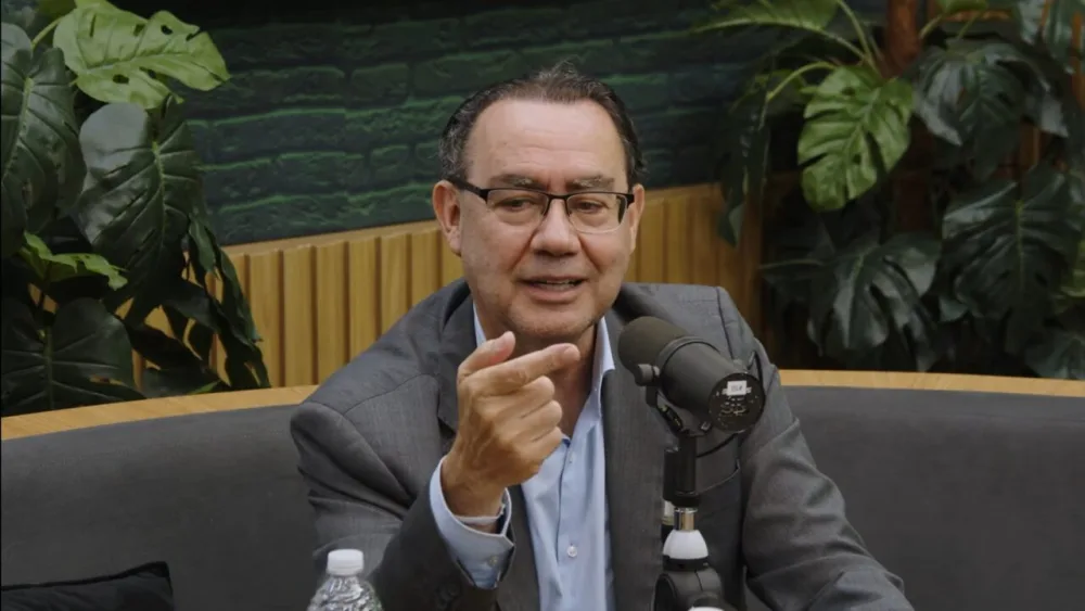 Augusto Cury declara apoio a Flávio Bolsonaro no segundo turno