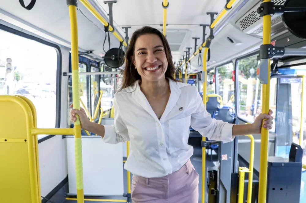 Raquel Lyra vota em Caruaru no segundo turno da eleição presidencial