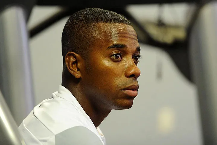 Pedido para transferência de caso Robinho ao STF é negado pelo STJ