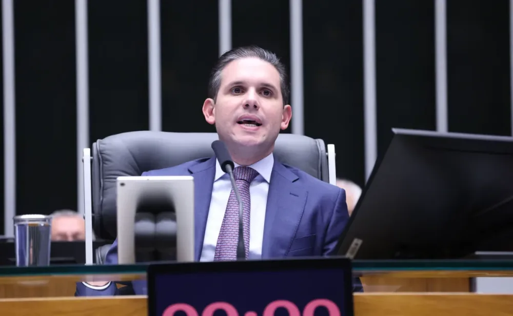 PL acena para Hugo e PT ameaça deixar blocão de presidente da Câmara
