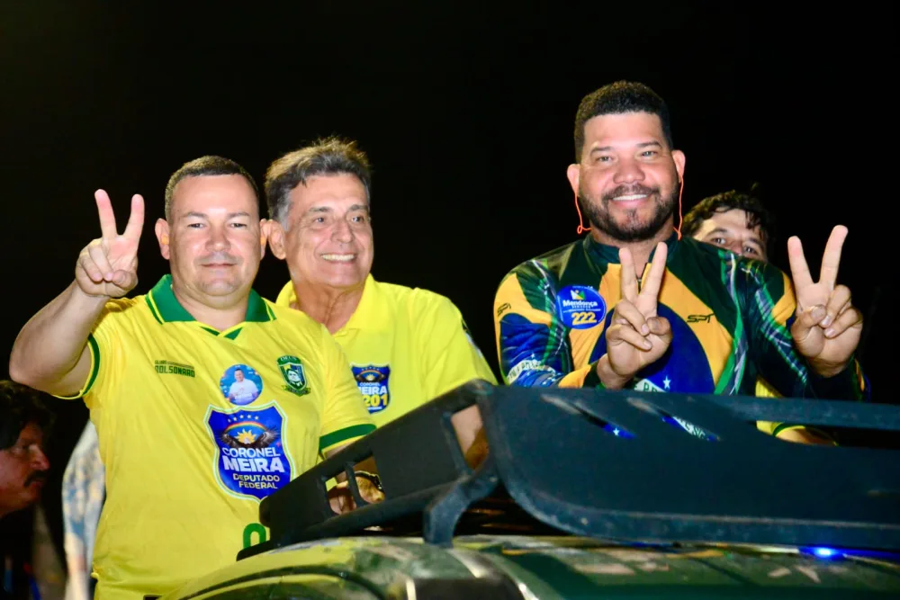 Direita realiza grande carreata em Caruaru