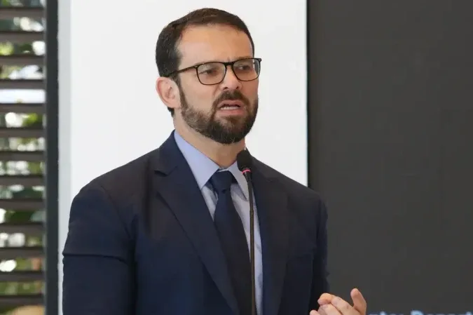 Advogado de Vorcaro diz que não há depoimento recente citando Lula