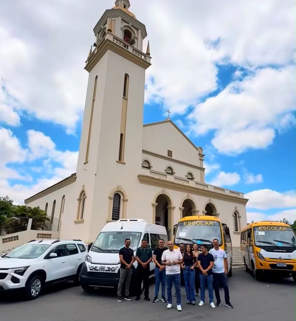 Gena Lins reforça frota de veículos do transporte municipal de Taquaritinga do Norte e garante novas entregas para os próximos dias