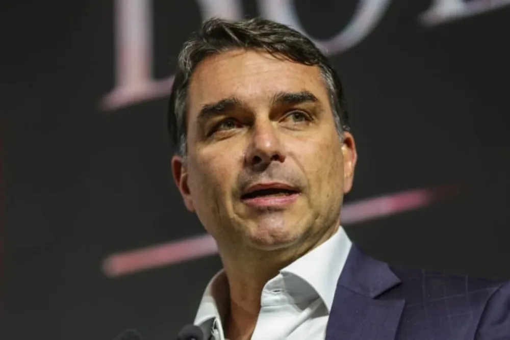 Federação de PP e União Brasil fecha apoio a Flávio no 2º turno