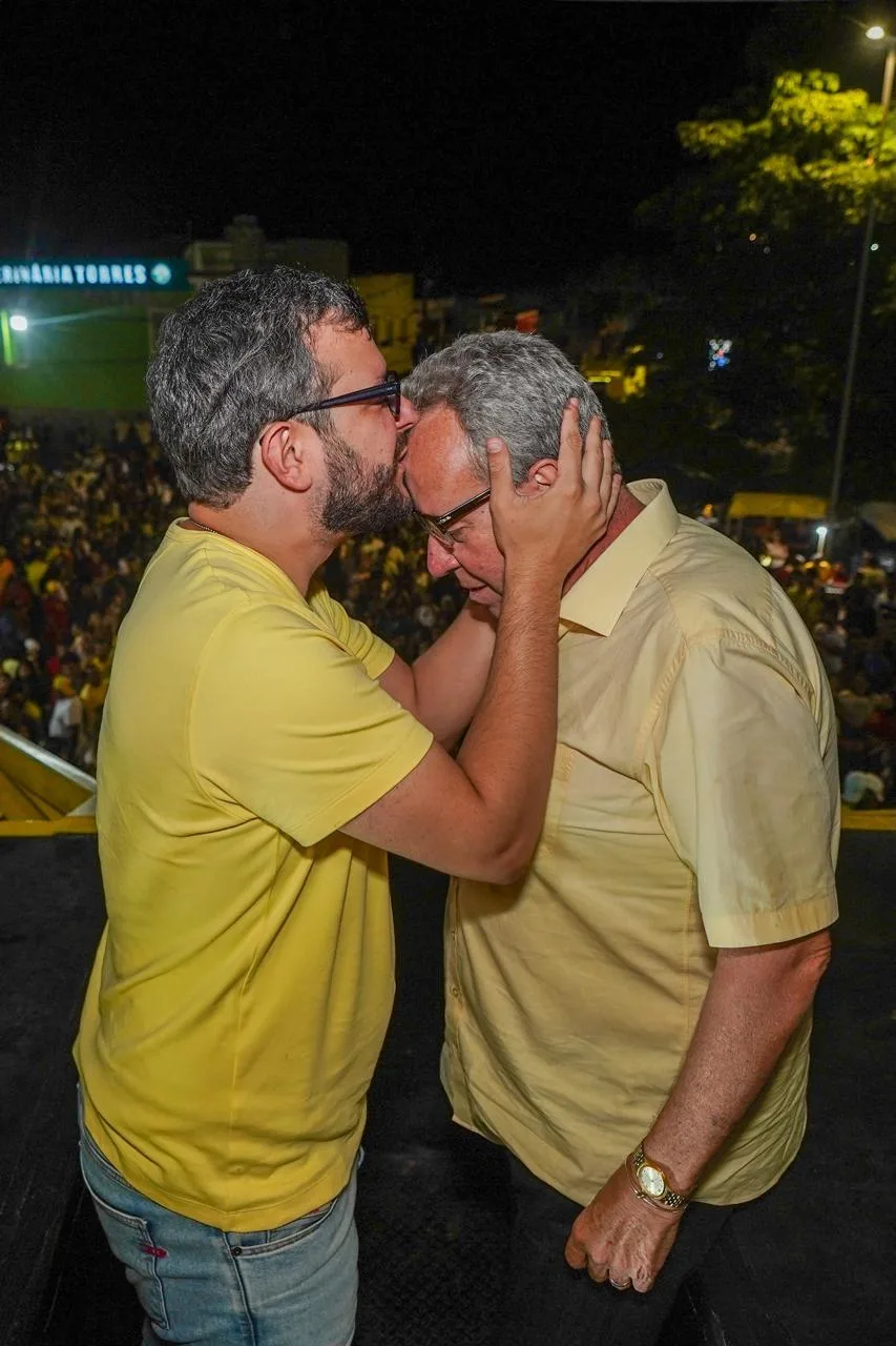 Grupo Porto festeja “tetra” de Álvaro na Alepe e eleição de Gabriel para Câmara dos Deputados
