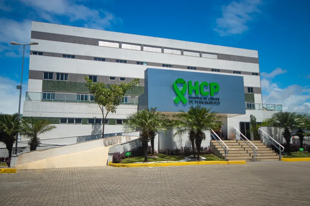 HCP realiza terceira edição da Comenda Fundadora Dília Henriques em homenagem a médicos da instituição