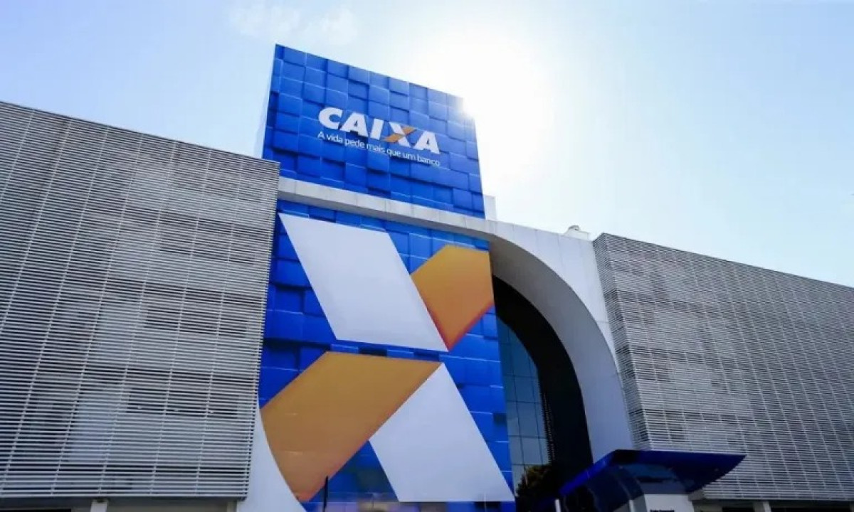 Empregados da Caixa rejeitam acordo e mantêm greve por tempo indeterminado