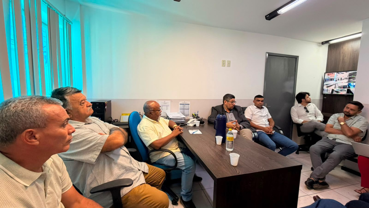 Governo Márcia Conrado dialoga com a Câmara acerca de três projetos de lei estratégicos para saúde alimentar, meio ambiente e valorização do servidor público municipal