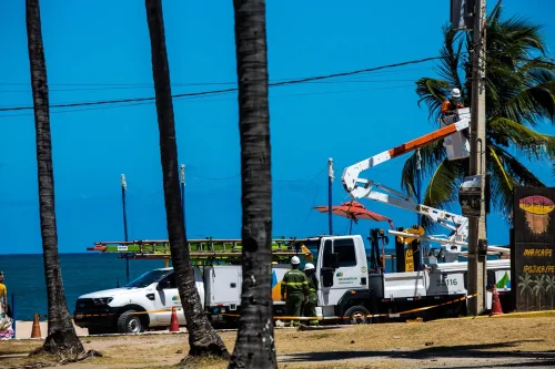 Neoenergia Pernambuco prepara rede elétrica do Litoral para o aumento da demanda durante o verão