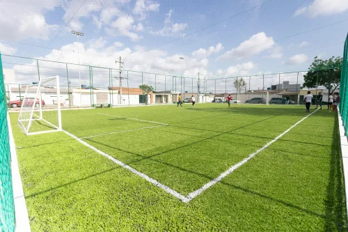 Rodrigo Pinheiro e Raquel Lyra entregam primeira areninha esportiva de Caruaru em parceria com o Governo de Pernambuco