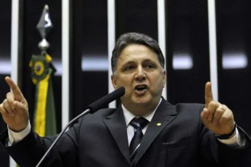  Renato Araújo