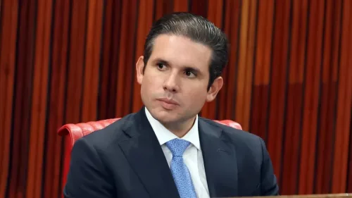 Aliados de Hugo Motta avaliam que disputa pela presidência da Câmara segue indefinida