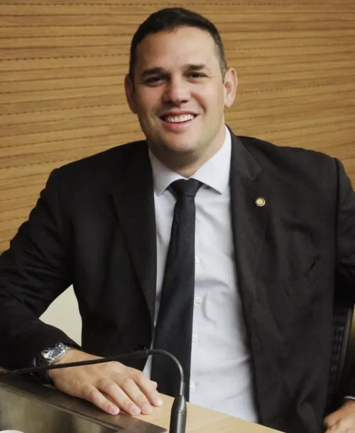 Coluna da terça-feira: Eriberto Rafael ganha força para presidir a Câmara do Recife